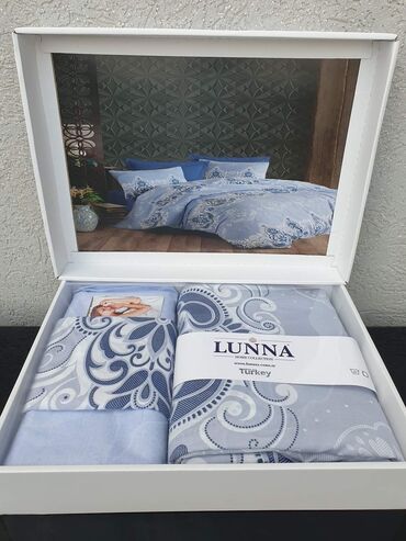 Posteljina: LUNA POSTELJINE CENA: 3100 DIN Materijal: 100% pamuk Komplet — 7
