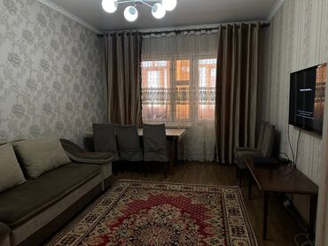 ош 1 комнатная квартира: 3 комнаты, 64 м², 106 серия, 8 этаж, Косметический ремонт