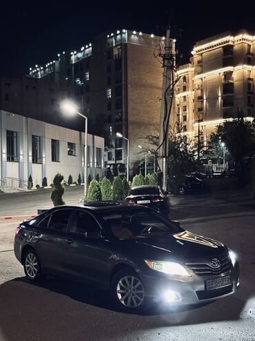 corolla runx: Toyota Camry: 2010 г., 2.5 л, Автомат, Бензин, Седан