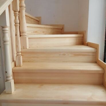 Qapıların təmiri: Qurudulmush taxtadan qapi ve pillekenleri yiqib ve yerinde — 6