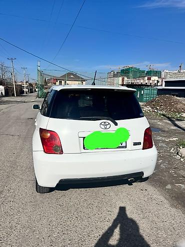 их 5: Toyota Ist: 2003 г., 1.5 л, Автомат, Бензин, Хэтчбэк — 3