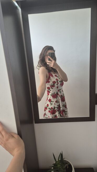 Haljine: Bоја - Šareno, Na bretele — 8