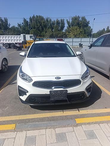 вдоль реки: Kia Cerato: 2019 г., 1.6 л, Автомат, Бензин, Седан — 1