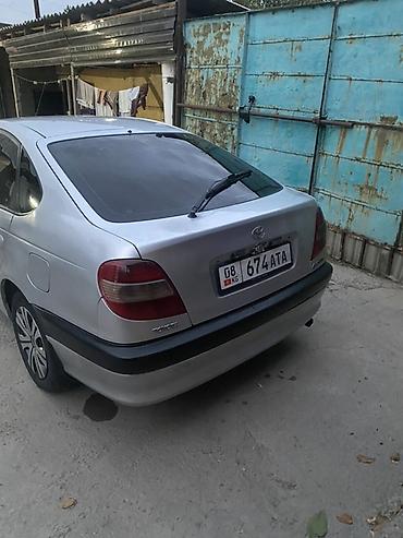 тайота авенси: Toyota Avensis: 2001 г., 2 л, Механика, Дизель, Хэтчбэк — 5