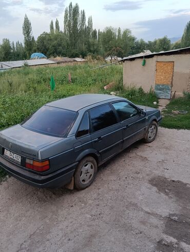 купить машину matiz: Volkswagen Passat: 1990 г., Бензин, Седан