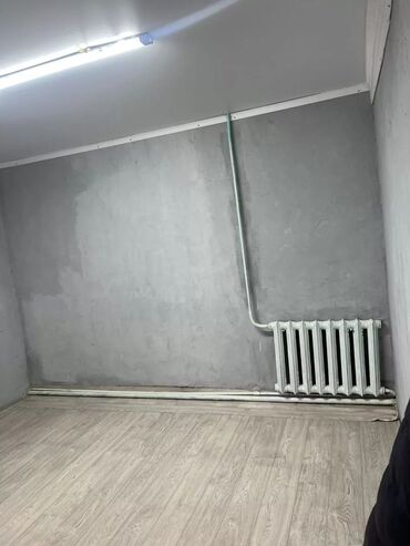 рабочий городок дом: 30 кв. м, 2 бөлмө, Жылуу пол, Брондолгон эшиктер, Забор, тосулган