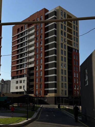Köhnə tikili: 2 otaqlı, Yeni tikili, m. Neftçilər, 57 kv. m