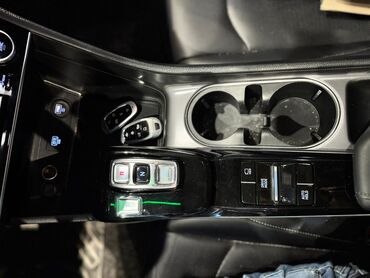 Hyundai: Hyundai Sonata: 2021 г., 2 л, Автомат, Гибрид, Седан — 18