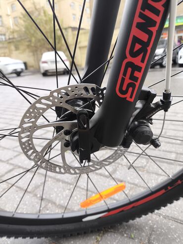 Şəhər velosipedləri: Şəhər velosipedi Aist, 28", sürətlərin sayı: 21 — 8