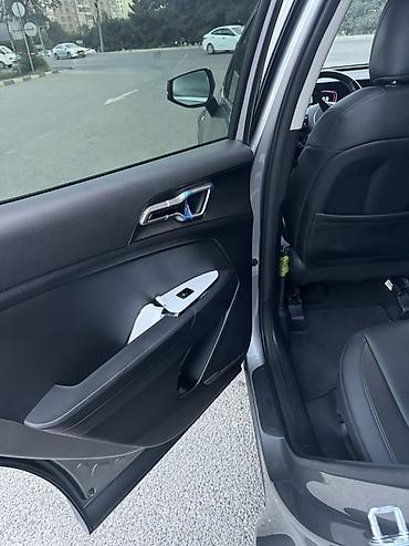 бампер машины: Kia Sportage: 2022 г., 2 л, Автомат, Дизель, Кроссовер — 8