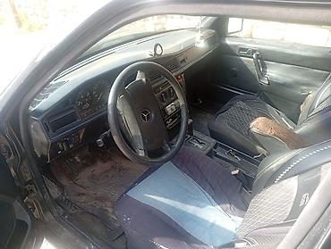 mersedes e klas: Mercedes-Benz E 200: 1.8 l | Sedan — 3