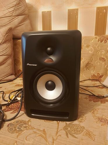 Mikrofonlar: Pioneer S-DJ50X cox az istifade olunub ela veziyyetdedir tekdir dj