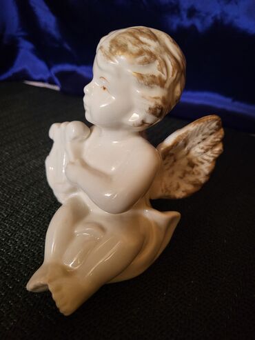 Figure: Figura, bоја - Šareno, Novo — 2