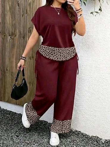 leopard sandale: Dvodelni ženski komplet sa leopard detaljima za punije dame. - Majica — 5
