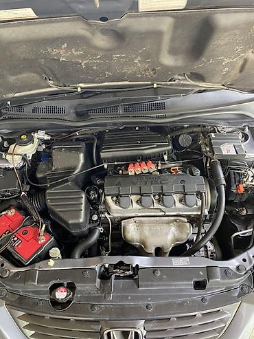 Honda: Honda Civic: 2004 г., 1.7 л, Автомат, Бензин, Хэтчбэк — 2