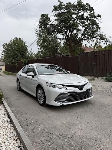 Продажа авто: Toyota Camry: 2019 г., 2.5 л, Вариатор, Гибрид, Седан — 3