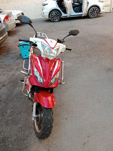 скутер купить бу: 50 sm3, 2004 il, 7000 km