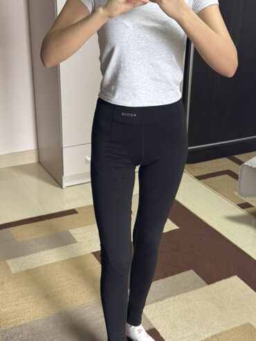 Другая женская одежда: Набор женской одежды (4 позиции) 1) Белый кроп-топ с длинным рукавом — 3