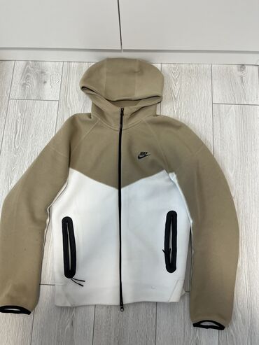 национальная платья на прокат: Мужской спортивный костюм, M (EU 38), Nike, Новый, цвет - Бежевый, Самовывоз