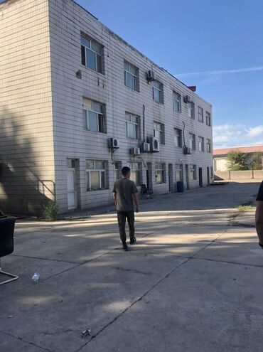 Склады и мастерские: Продаётся 3-этажное нежилое здание на территории СЭЗ Бишкек! 📍 — 7