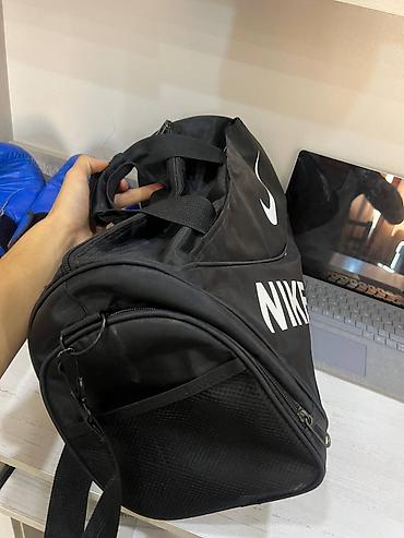 Спорттук сумкалар: Спортивная сумка Nike, черная - Формат: дорожная/тренировочная — 3