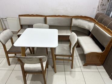 Masa və oturacaq dəstləri: Mətbəx üçün, Açılmayan, Kvadrat masa, 4 stul — 10