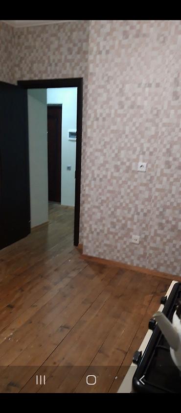 gence sadilli: Riyad ticarət mərkəzi ilə üzbəüz Abşeron Gənclər Şəhərciyində 1 otaglı — 1