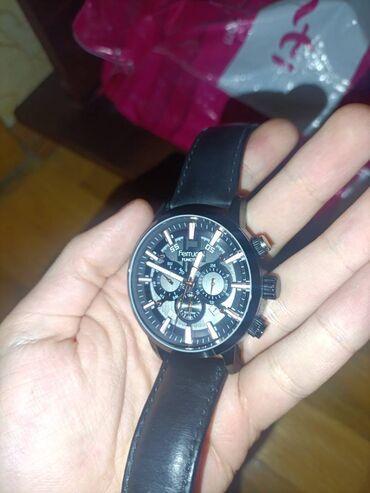 Qol saatları: 140 manata alınıb, təcili pula ehtiyac olduğu üçün 55 manata satılır — 3