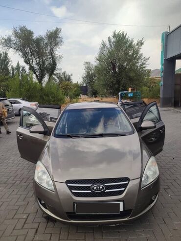 купить маленькую машину недорого: Kia Ceed: 2009 г., 1.6 л, Механика, Бензин, Хетчбек