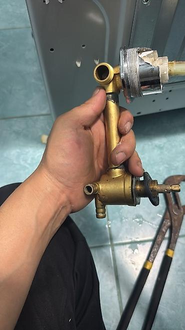 Ремонт сантехники: Аварийный ремонт сантехники и труб - Срочные выезды на протечки — 14