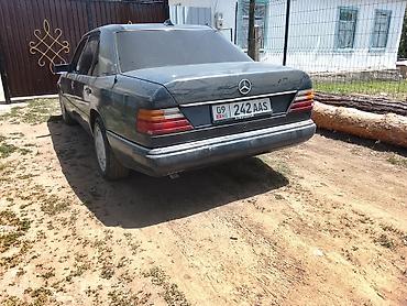 реснички 124: Mercedes-Benz W124: 1992 г., 2 л, Бензин, Седан — 2