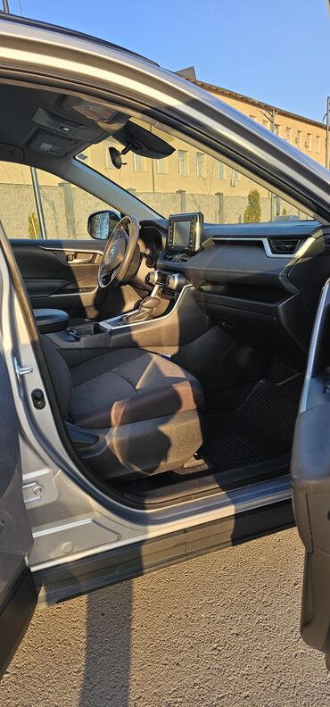 Toyota: Toyota RAV4: 2020 г., 2.5 л, Автомат, Гибрид, Кроссовер — 8