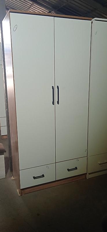 beton panel: Məhsul: 2 qapılı paltar dolabı (alt hissədə 2 çekmece) Təsvir: - — 1
