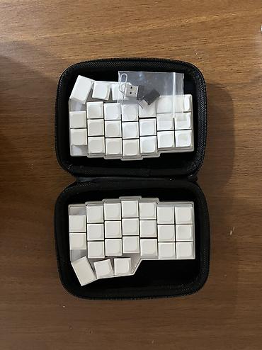 nike çanta: Ne Oldugunu Bilmirsizse, narahat etmeyin! Ergonomic, Split (iki yerə — 3