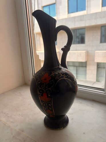 qara zeytun: Rəng - Qara, Keramika