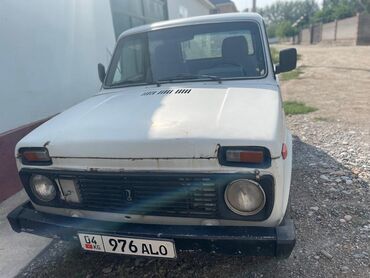 автобокс в аренду: ВАЗ (ЛАДА) 4x4 Нива: 1.6 л, Механика, Бензин, Внедорожник
