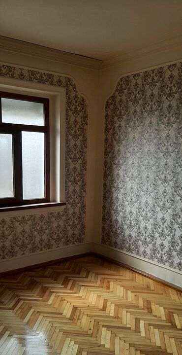 аренда 1 комнатной квартиры: Satılır/icarəyə təklif olunur: işıqlı mənzil otaqları - Klassik