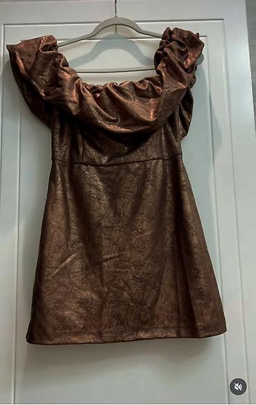 Dəstlər, kostyumlar: Məhsul: Qadın geyimləri və mebel 1) Parıltılı iki hissəli dəst - — 3