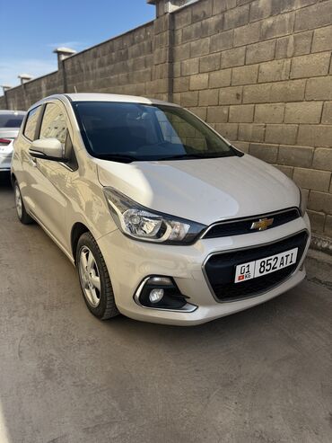 Chevrolet: Chevrolet Spark: 2017 г., 1 л, Вариатор, Бензин, Хэтчбэк