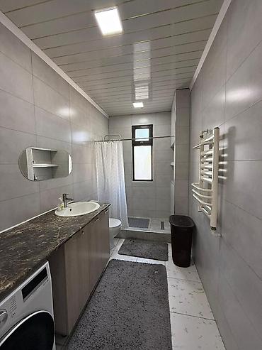 Продажа коттеджей и домов: 🏡 Продаётся просторный дом! 📍 Бишкек, ж/м Тынчтык 🛏 4 комнаты | 📐 150 — 8