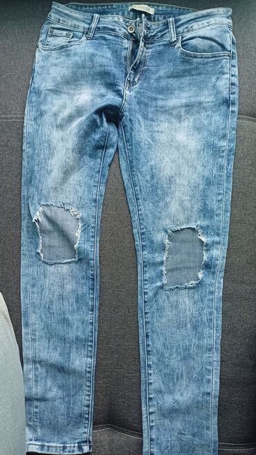 dkny jeans crne broj elastin: Farmerke
vel. L