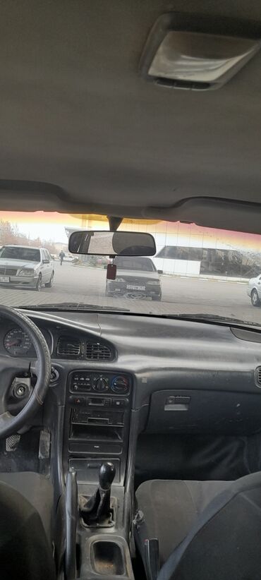 Hyundai: Hyundai Sonata: 2 l | 1997 il Sedan — 9