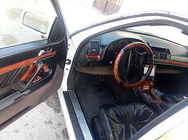 sernisin qazeli: Mercedes-Benz S-Sinif (W140) sedan, ağ rəng. - Geniş və rahat salon — 8