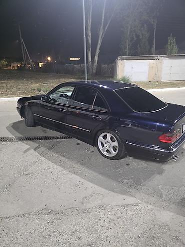 byd sealion 7: Mercedes-Benz E-Class: 2001 г., 4.3 л, Автомат, Бензин, Седан — 2