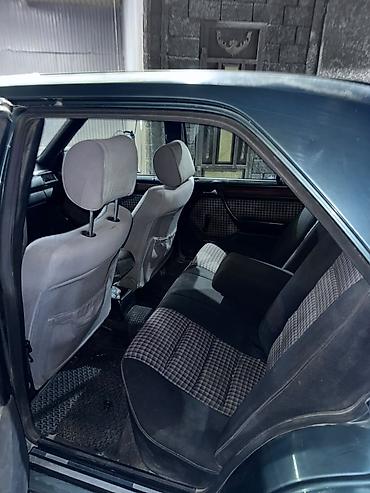 bmw e12: Mercedes-Benz W124: 1992 г., 2.6 л, Механика, Дизель, Седан — 5