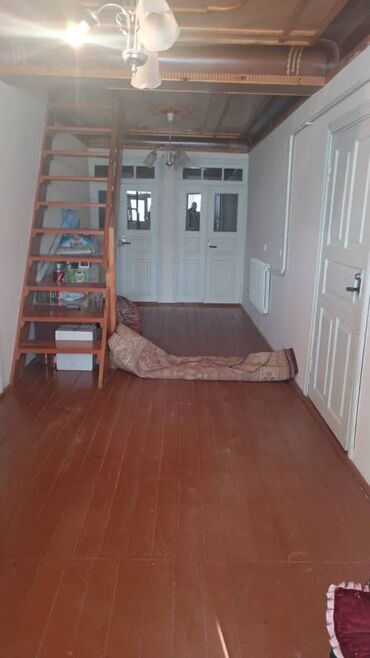 Продажа домов: Дом, 240 м², 9 комнат, Собственник — 4