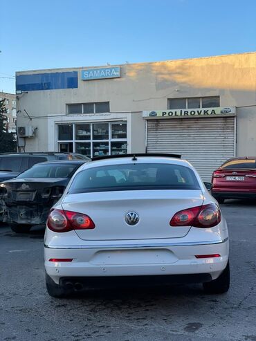 Volkswagen: Volkswagen Passat CC – ağ rəngli, zərif 4 qapılı kupe-sedan. Xarici — 4