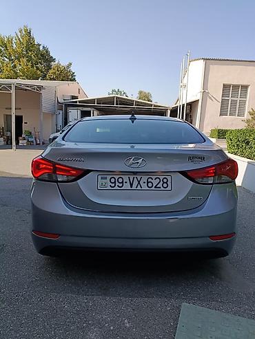 Hyundai: Hyundai Elantra: 1.8 l | 2015 il Sedan — 1