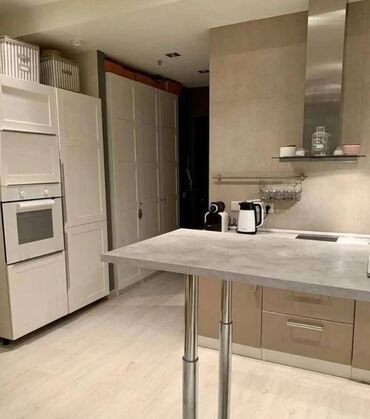 сдаю на долгий срок: Студия, Риэлтор, Без подселения, С мебелью полностью