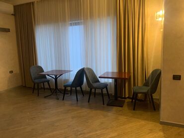 Restoran, kafelər: Uluxanlı Restaurant – geniş və işıqlı məkan - Fasaddan görünən — 25